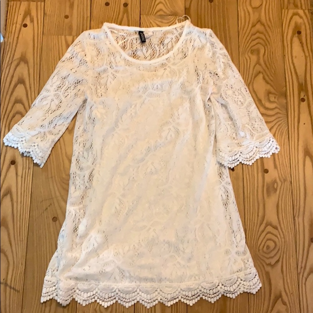 White lace dress size 10